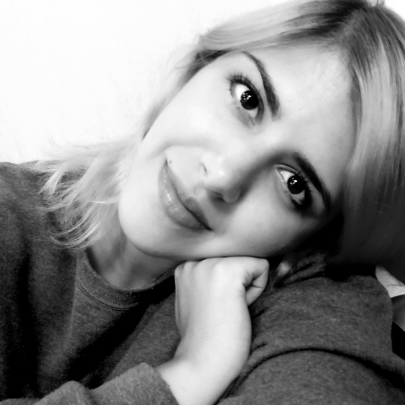 Meet your Seller Sandy 🐈⬛ - Picture 4 of 16